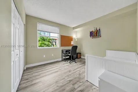 17145 N Bay Road Sunny Isles Beach FL 33160