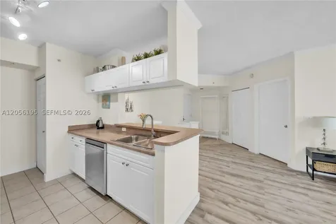 17145 N Bay Road Sunny Isles Beach FL 33160