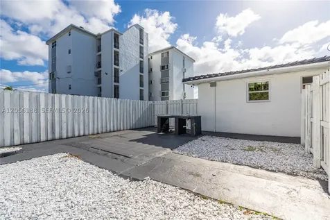 620 Beacom Boulevard Miami FL 33135