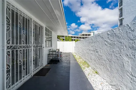 620 Beacom Boulevard Miami FL 33135