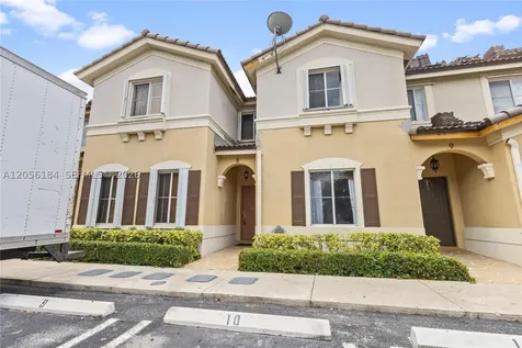 8862 W Flagler Street Miami FL 33174