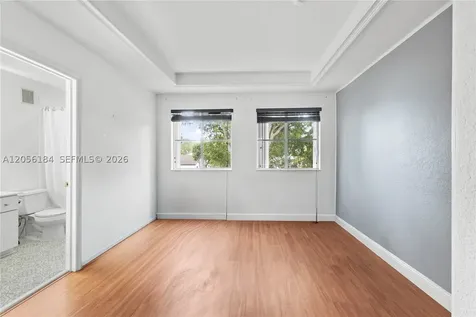 8862 W Flagler Street Miami FL 33174