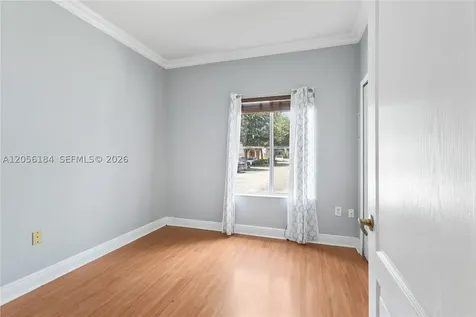 8862 W Flagler Street Miami FL 33174