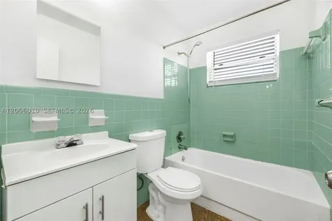 1235 W 66th Street Hialeah FL 33012