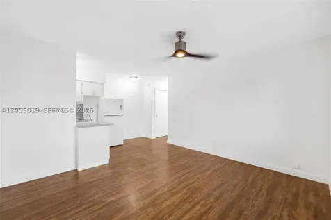 1235 W 66th Street Hialeah FL 33012