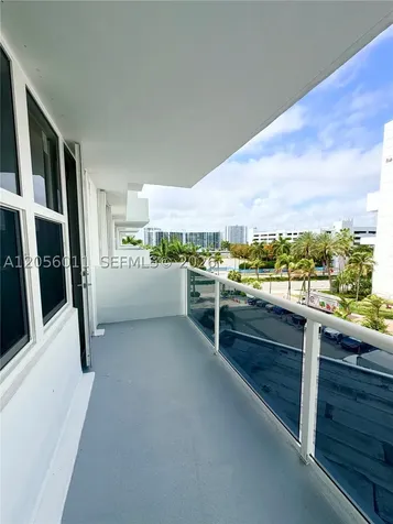 3725 S Ocean Drive Hollywood FL 33019