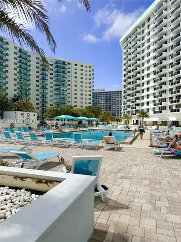 3725 S Ocean Drive Hollywood FL 33019