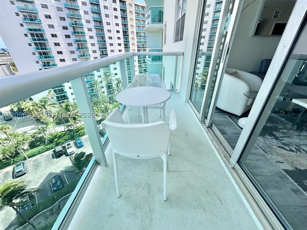 3901 S Ocean Drive Hollywood FL 33019