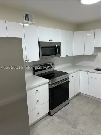 10090 NW 80th Court Hialeah Gardens FL 33016