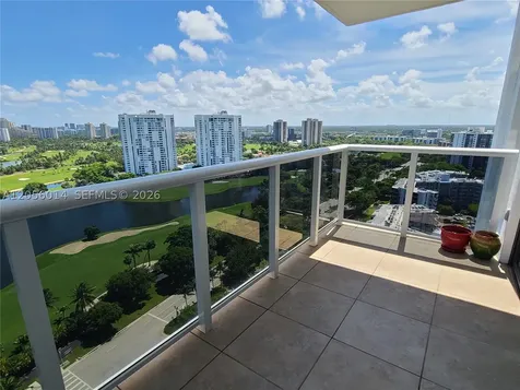 3625 N Country Club Drive Aventura FL 33180