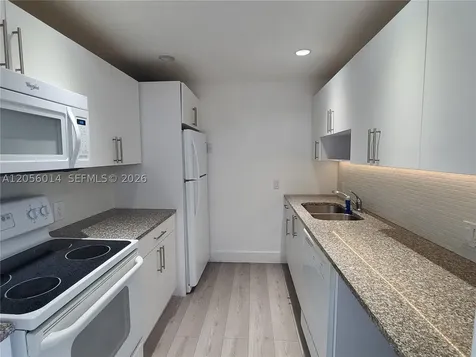 3625 N Country Club Drive Aventura FL 33180