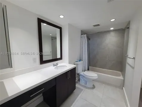 3625 N Country Club Drive Aventura FL 33180