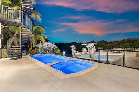 77350 Overseas Highway Islamorada FL 33036