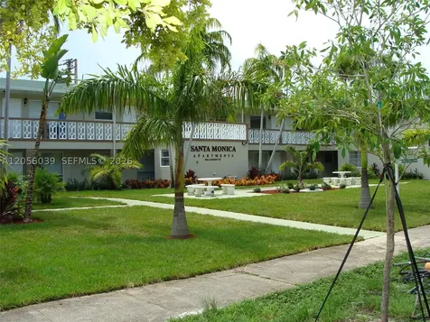 3624 NE Jackson Street Hollywood FL 33021