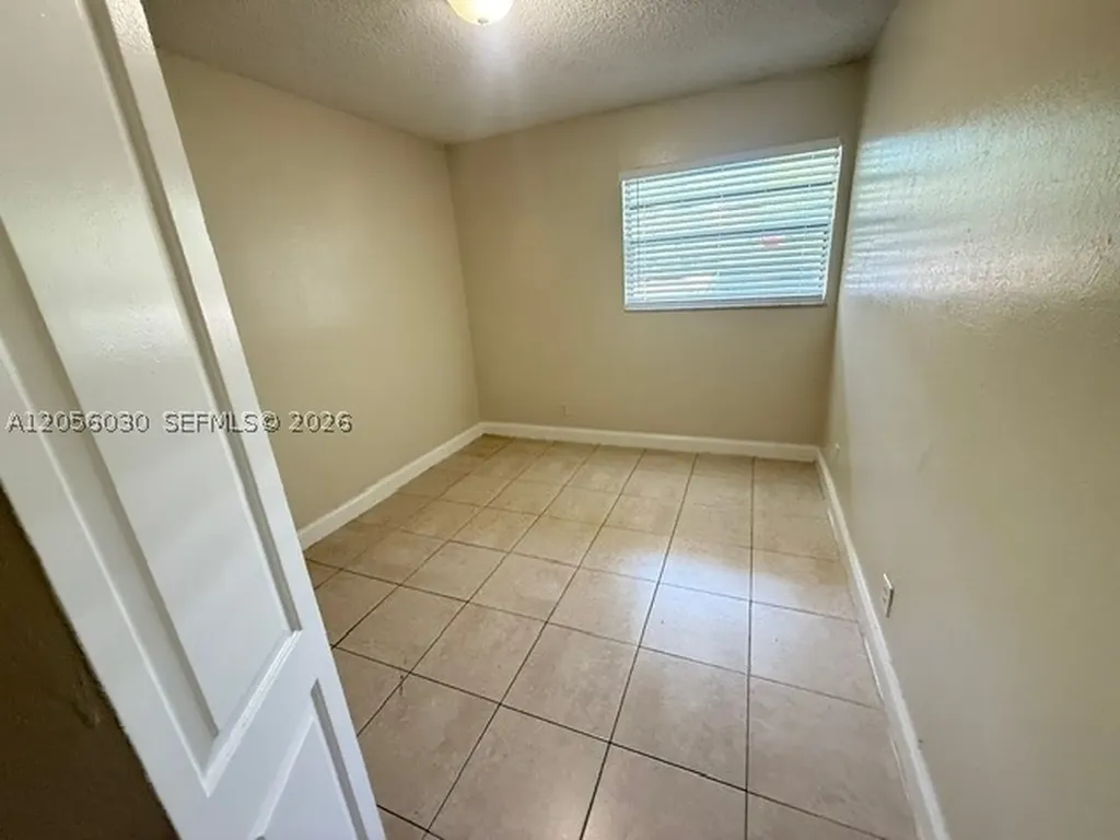 3750 NW 115th Way Coral Springs FL 33065