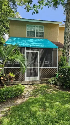 7252 Woodmont Avenue Tamarac FL 33321