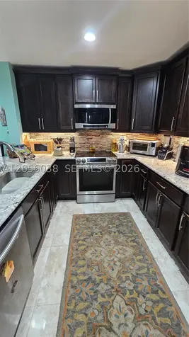 7252 Woodmont Avenue Tamarac FL 33321