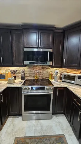 7252 Woodmont Avenue Tamarac FL 33321