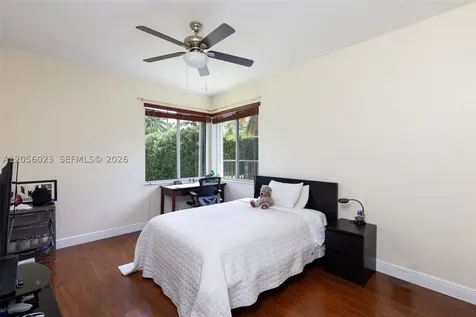 1359 Ginger Circle Weston FL 33326
