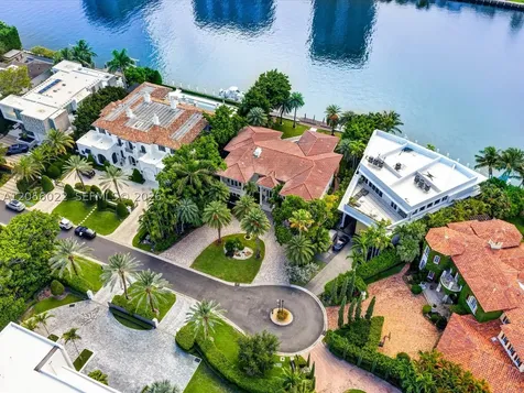628 N Island Golden Beach FL 33160