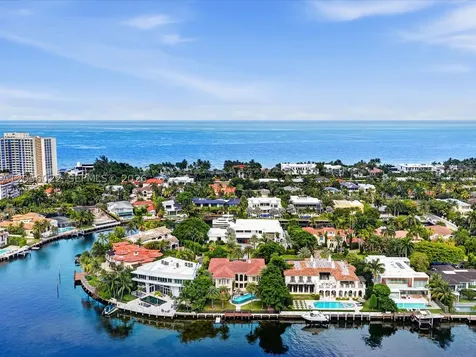 628 N Island Golden Beach FL 33160