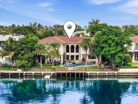 628 N Island Golden Beach FL 33160