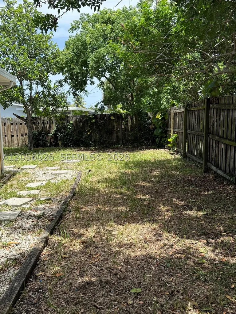 1640 NE 33rd Street Pompano Beach FL 33064