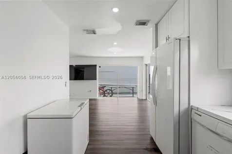 13990 SW 160th Terrace Miami FL 33177