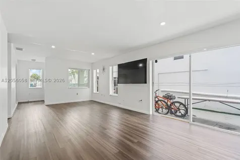 13990 SW 160th Terrace Miami FL 33177