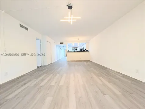 310 Lakeview Drive Weston FL 33326