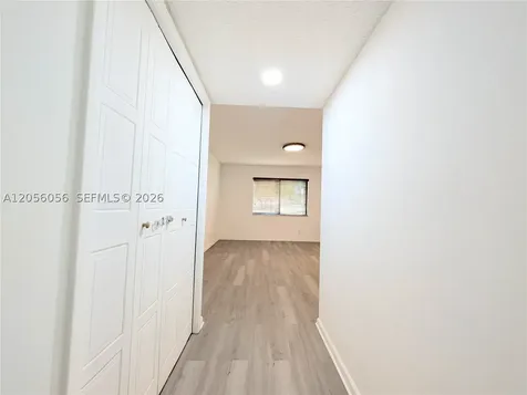 310 Lakeview Drive Weston FL 33326