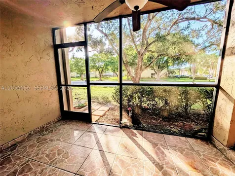 310 Lakeview Drive Weston FL 33326