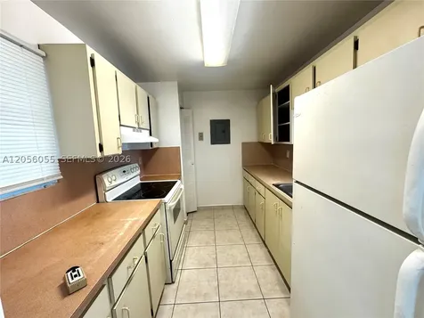 888 NE 132nd Street North Miami FL 33161