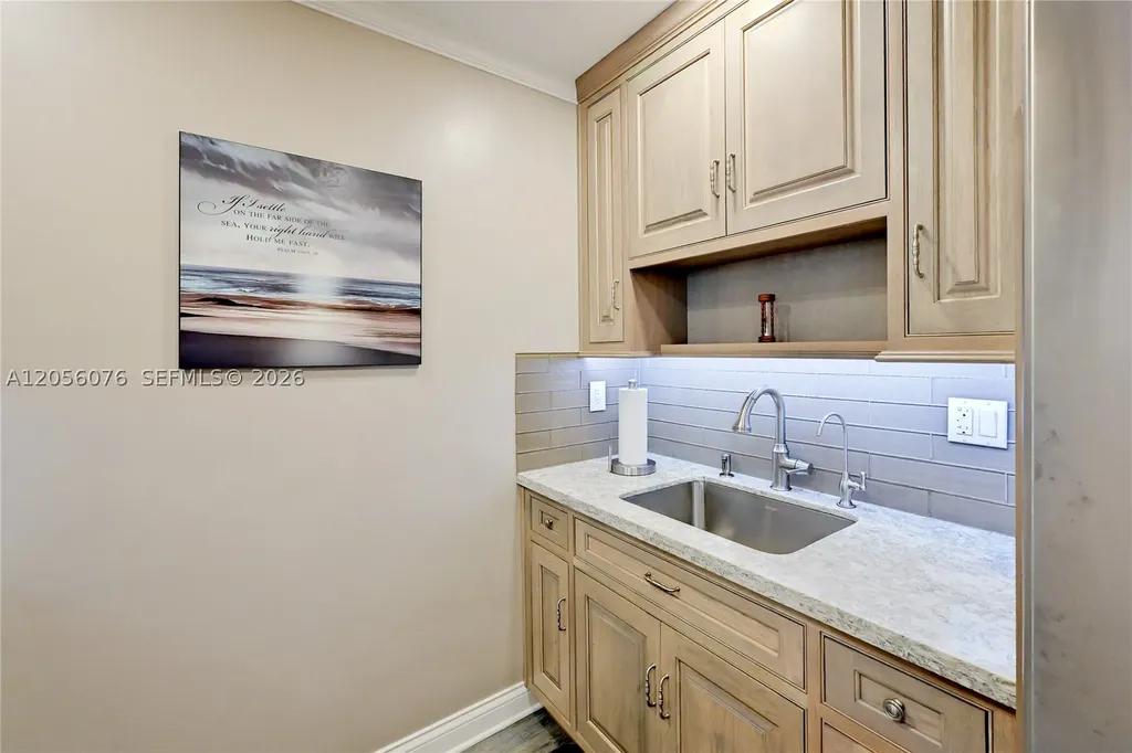 2170 NE 51 Court Fort Lauderdale FL 33308