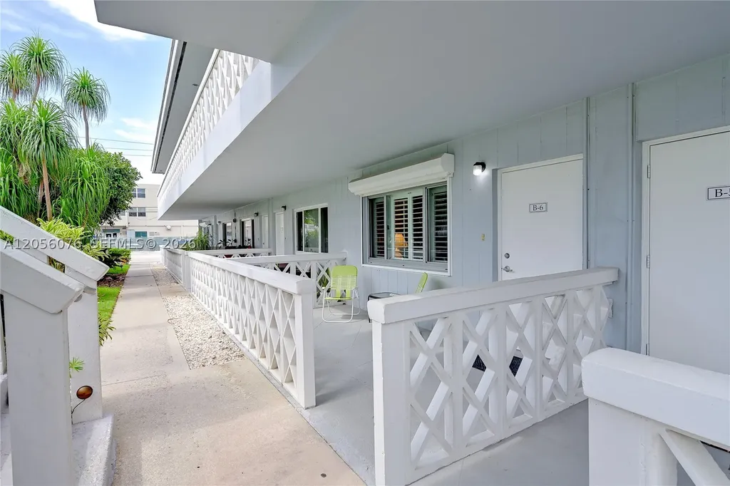 2170 NE 51 Court Fort Lauderdale FL 33308