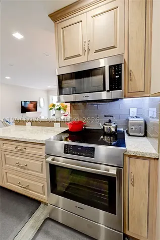 2170 NE 51 Court Fort Lauderdale FL 33308