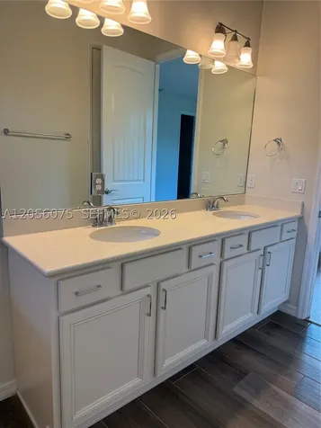 4729 Greenway Drive Hollywood FL 33021