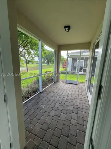 4729 Greenway Drive Hollywood FL 33021