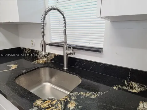 4165 SW 67th Avenue Davie FL 33314