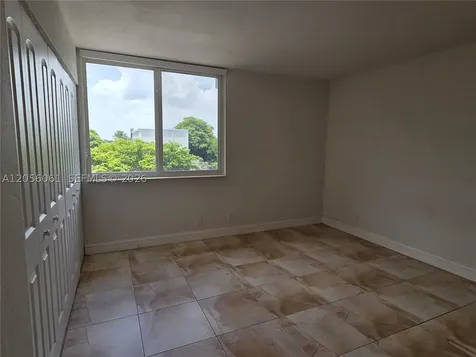 9001 SW 77th Avenue Miami FL 33156