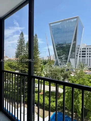 20100 W Country Club Drive Aventura FL 33180