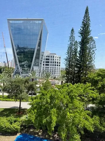 20100 W Country Club Drive Aventura FL 33180