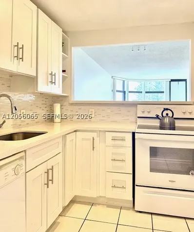 20100 W Country Club Drive Aventura FL 33180