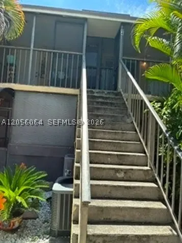 15629 SW 73 Cir Terrace Miami FL 33193