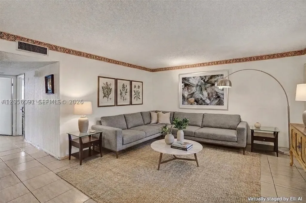 5300 Washington Street Hollywood FL 33021