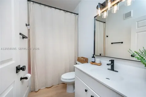 5600 NW 114th Place Doral FL 33178