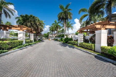 5600 NW 114th Place Doral FL 33178