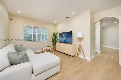 5600 NW 114th Place Doral FL 33178