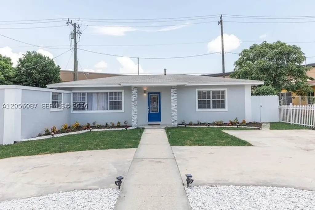 935 NE 164th Street North Miami Beach FL 33162