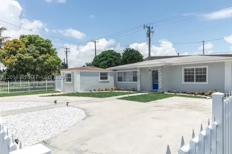 935 NE 164th Street North Miami Beach FL 33162